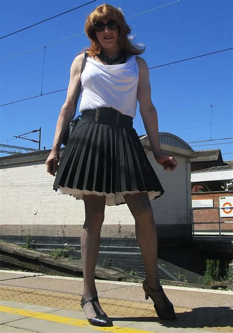 black skirt with petticoat|petticoat under pleated skirt.